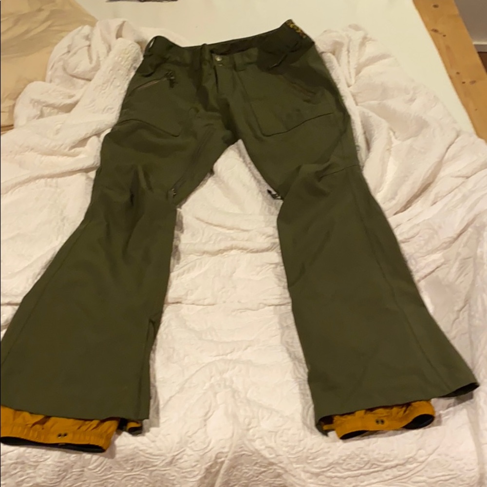 Burton snowboarding pants